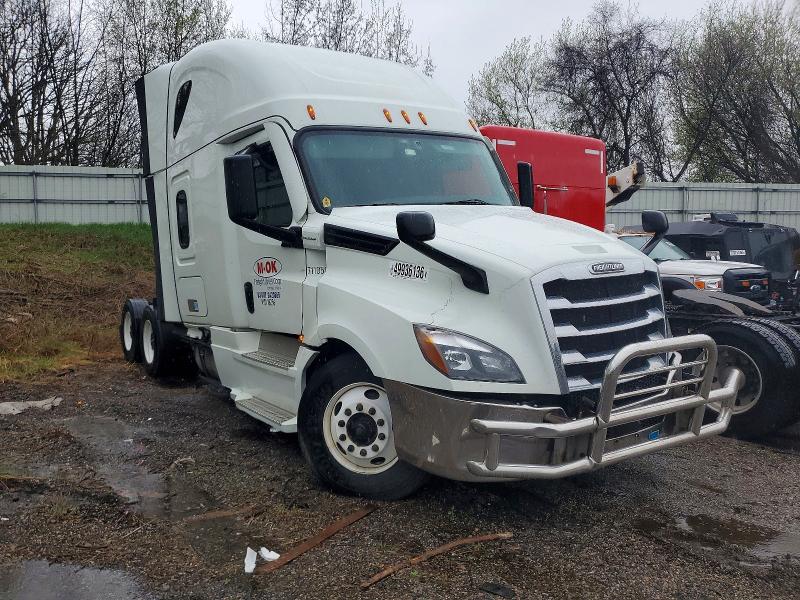 2024 Freightliner Cascadia 126 VIN 3AKJHHFG7RSUX0292 — COPART salvage auction photo