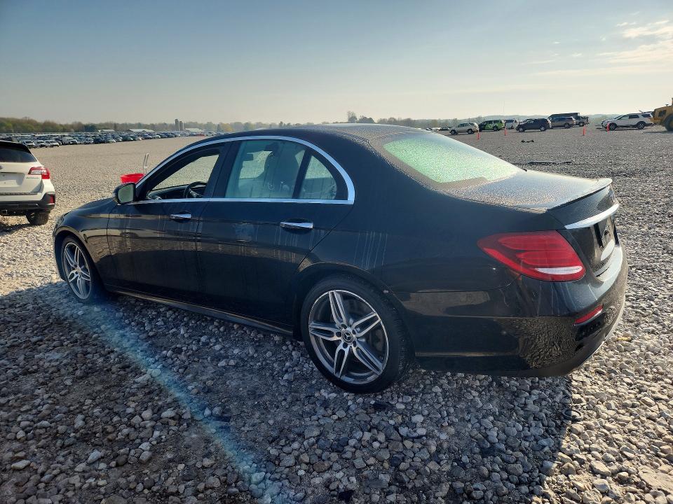 2018 Mercedes-benz E-klasse VIN WDDZF6GB4JA365802 COPART salvage auction — NORMAL WEAR, Mi - Certificate Of Title, sold $8,900 on 2026-07-23 (photo 2)
