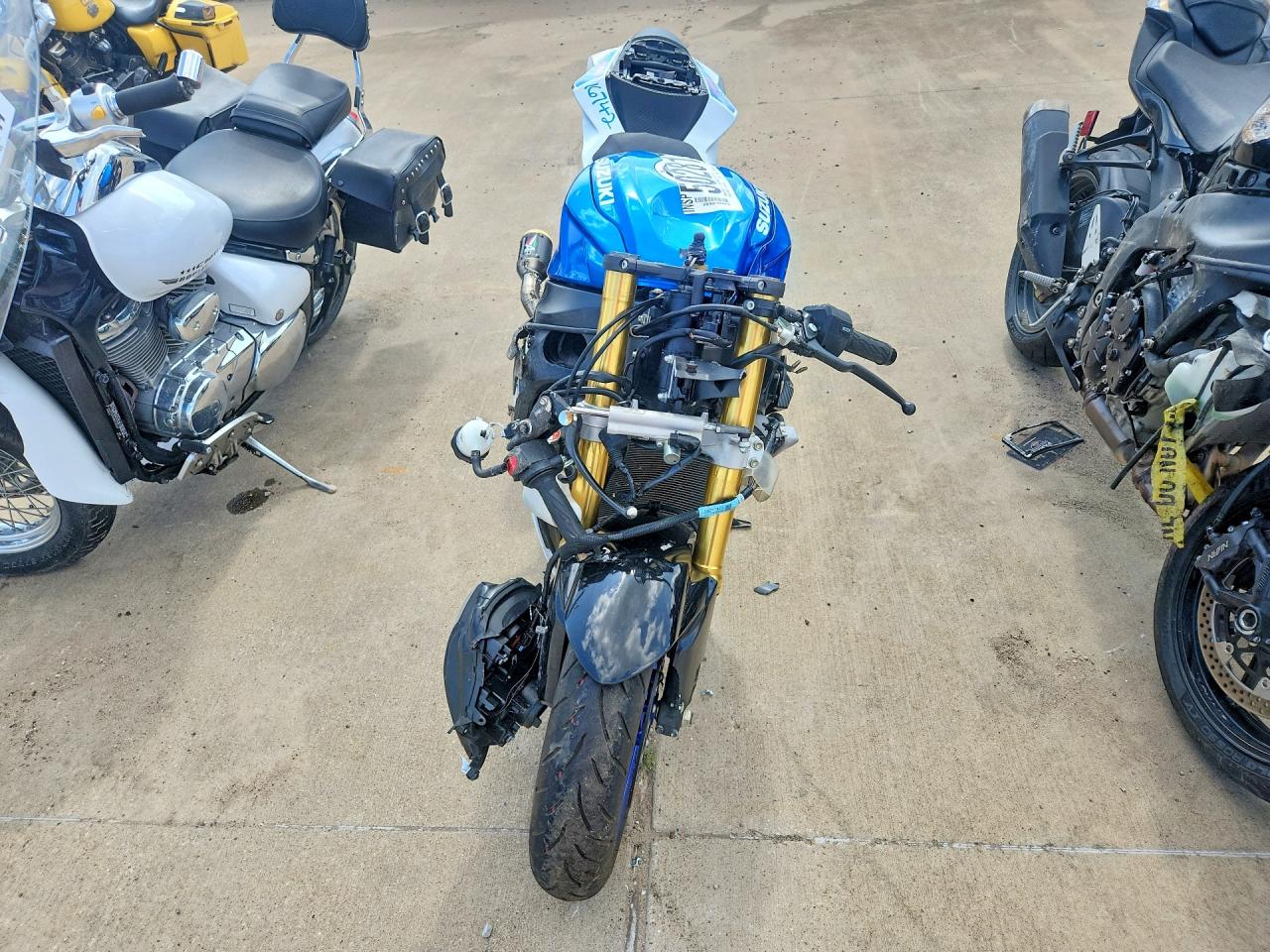 2024 Suzuki GSX-R750 VIN JS1GR7MA0R7101487 COPART salvage auction — Front End, TX - SALVAGE VEHICLE TITLE, sold $1,250 on 2026-06-25 (photo 2)