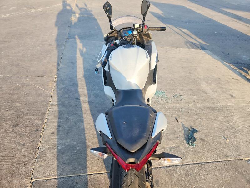 2024 Kawasaki Zx VIN ML5EXGG13RDA25230 COPART salvage auction — FRONT END, Tx - Certificate Of Title, sold $125 on 2026-07-30 (photo 6)