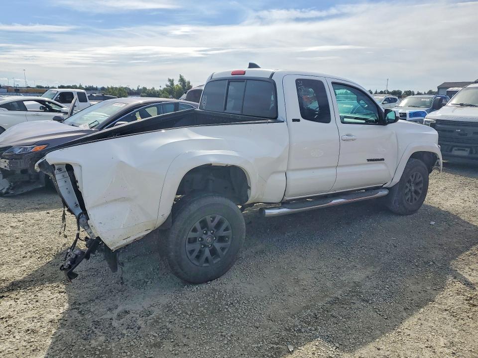 2020 Toyota Tacoma VIN 3TYRZ5CNXLT001938 COPART salvage auction — REAR END, Ca - Salvage Certificate, sold $4,700 on 2026-07-02 (photo 3)