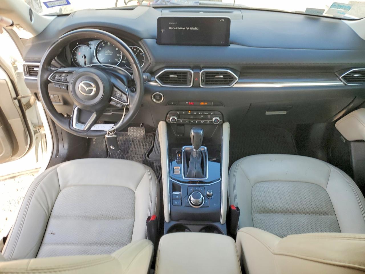 2023 Mazda CX-5 VIN JM3KFBEM3P0211144 COPART salvage auction — Minor Dent/Scratches, TX - SALVAGE VEHICLE TITLE, sold $9,800 on 2026-07-02 (photo 8)