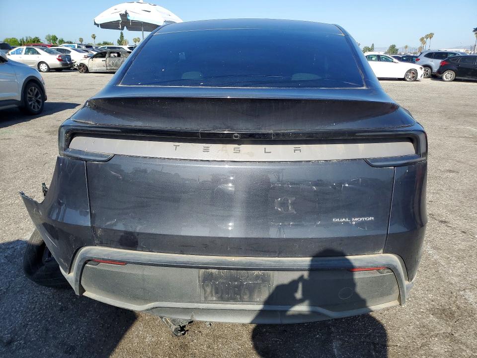 2026 Tesla Model y VIN 7SAYGDEE9TF371368 COPART salvage auction — REAR END, Salvage Title, sold $16,800 on 2026-07-21 (photo 6)