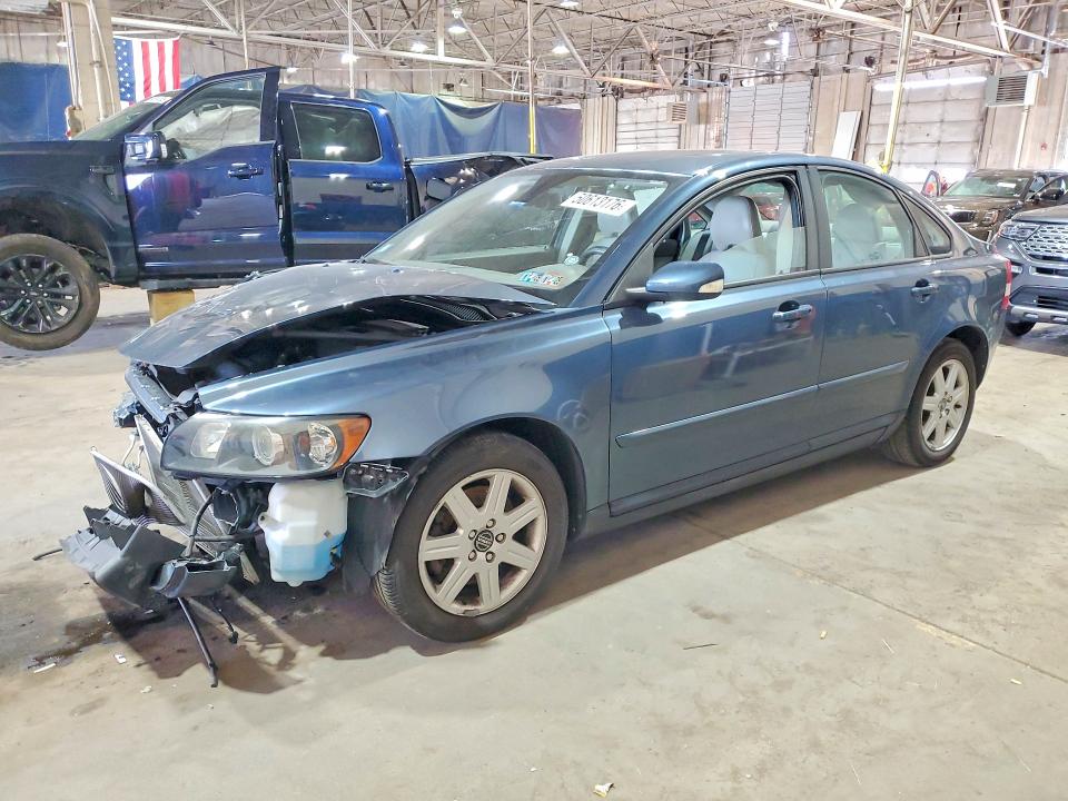 2006 Volvo S40 VIN YV1MS382X62216352 COPART salvage auction — FRONT END, Il - Salvage Certificate, sold $325 on 2026-08-07 (photo 1)