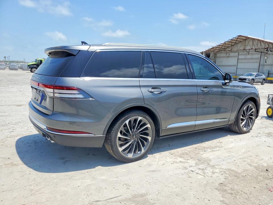 2024 Lincoln Aviator VIN 5LM5J7WC6RGL05898 COPART salvage auction — SIDE, Tx - Salvage Vehicle Title, sold $21,900 on 2026-07-27 (photo 3)