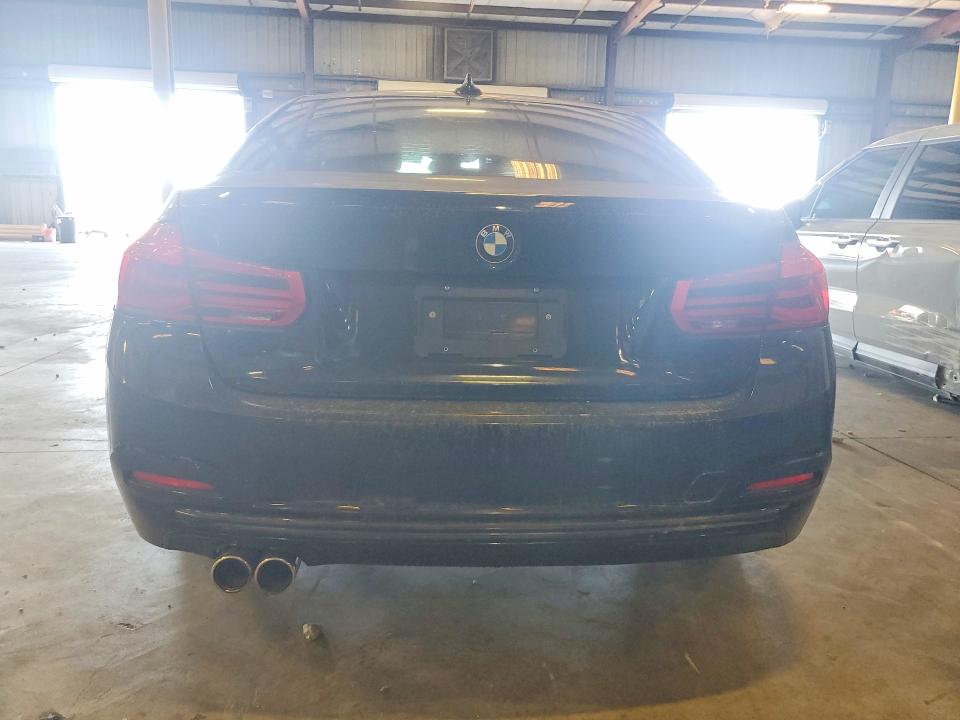 2017 BMW 3 series VIN WBA8B9G33HNU56376 COPART salvage auction — MINOR DENT/SCRATCHES, Fl - Certificate Of Title, sold $3,450 on 2026-07-06 (photo 6)