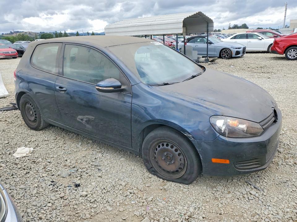 2010 Volkswagen Golf VIN WVWBB7AJ9AW263900 COPART salvage auction — MINOR DENT/SCRATCHES, Ca - Dis/Dlr/Exp App For Dup Clean, sold $600 on 2026-07-02 (photo 4)
