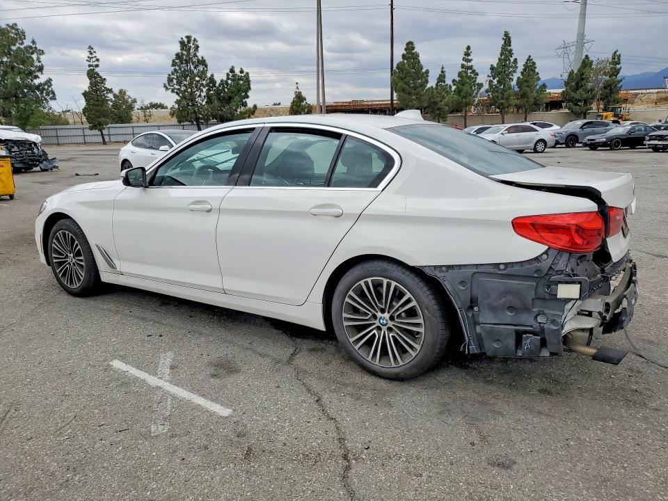 2019 BMW 5er VIN WBAJA5C5XKWW01080 COPART salvage auction — REAR END, Ca - Non-Repairable Vehicle Cert, sold $250 on 2026-07-30 (photo 2)