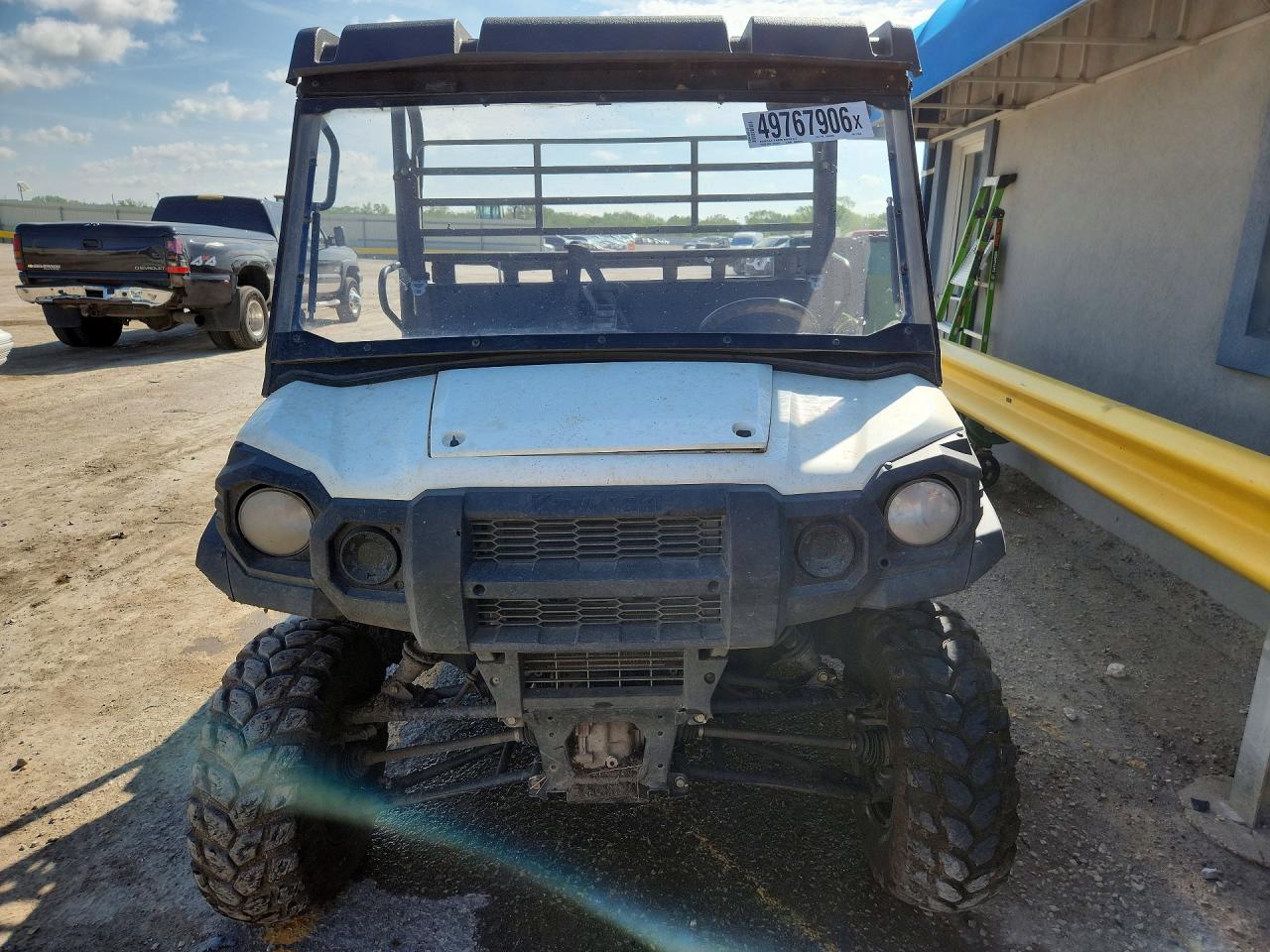 2023 Kawasaki KAF820 VIN JKBAFSF1XPB513646 COPART salvage auction — Front End, KS - CERT OF TITLE-NON HIGHWAY, sold $3,950 on 2026-07-05 (photo 5)