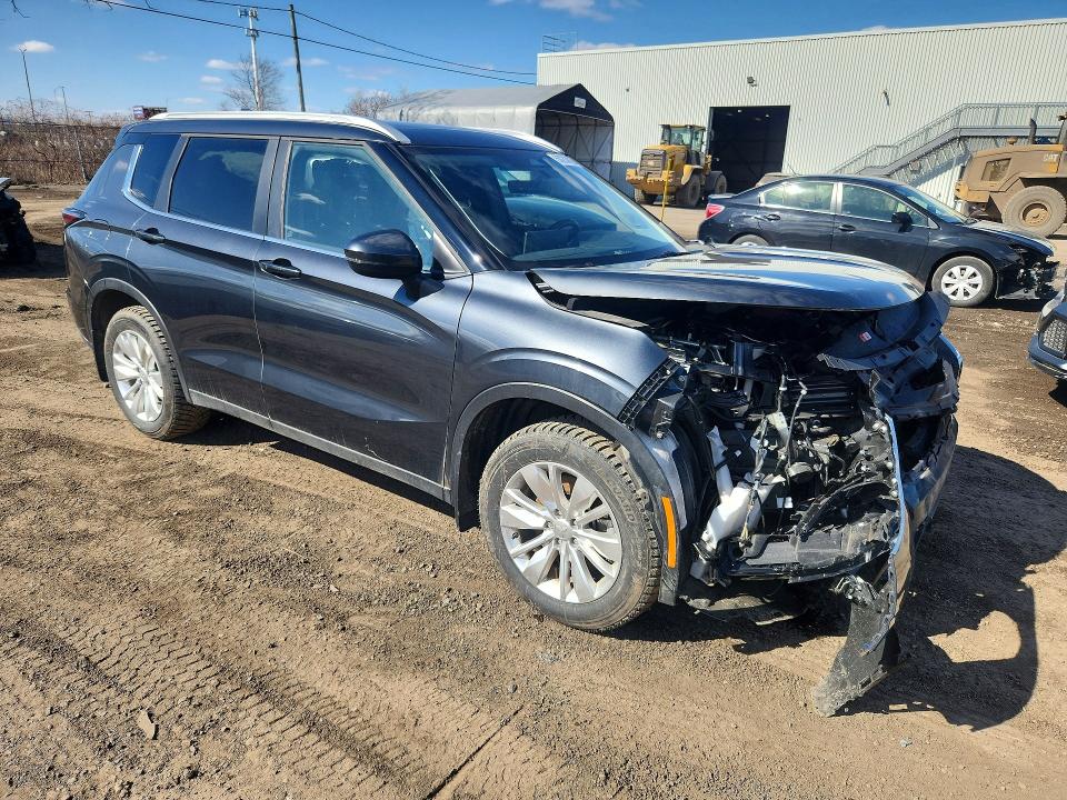 2025 Mitsubishi VIN JA4J4VA80SZ612623 COPART salvage auction — FRONT END, Salvage Title, sold $8,400 on 2026-08-25 (photo 4)