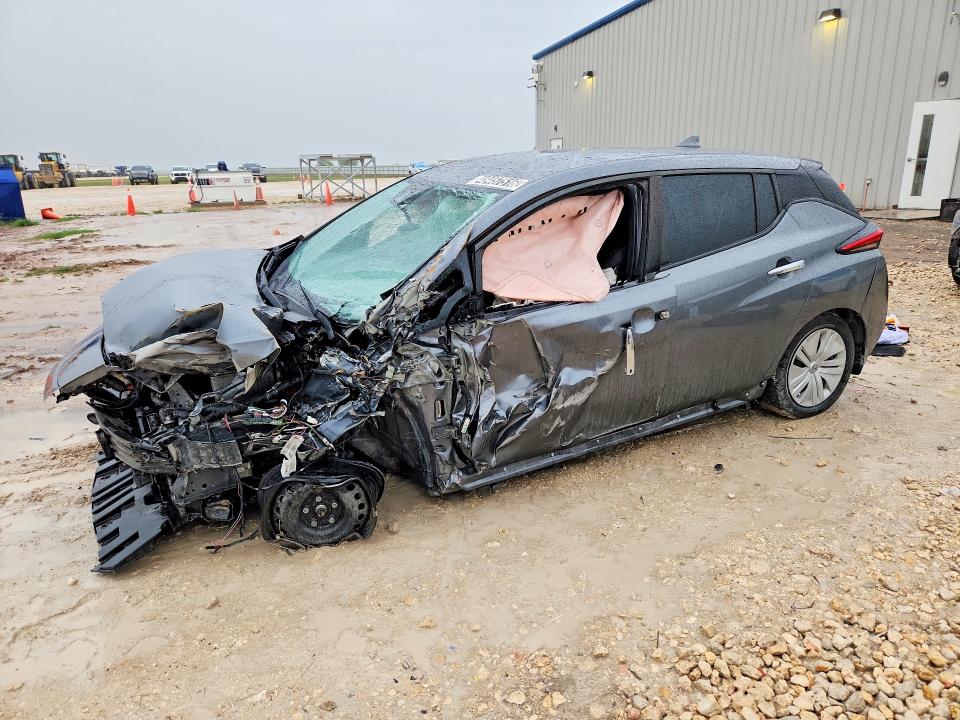 2023 Nissan Leaf VIN 1N4AZ1BV1PC558107 COPART salvage auction — Front End, TX - CERTIFICATE OF TITLE, sold $800 on 2026-05-07 (photo 1)