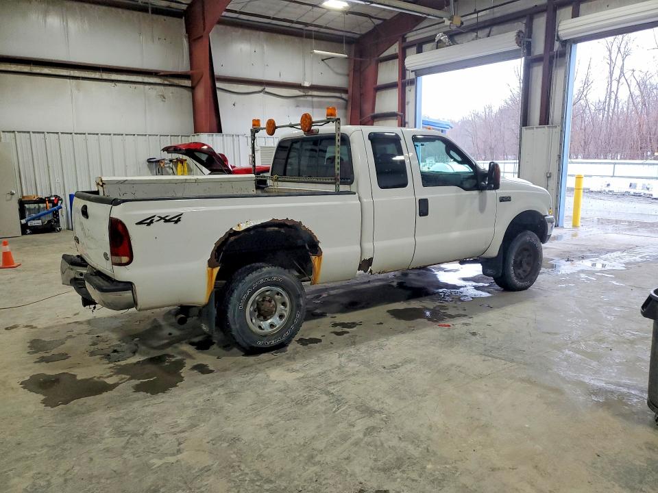 2004 Ford F-250 super duty VIN 1FTNX21L24EE08501 COPART salvage auction — NORMAL WEAR, Ny - Certificate Of Title, sold $175 on 2026-07-08 (photo 3)