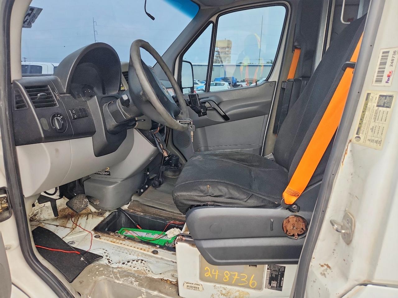 2012 Mercedes Benz Sprinter 2500 VIN WD3PE8CB0C5688417 COPART salvage auction — Front End, LA - CERTIFICATE OF TITLE (P), sold $550 on 2026-07-01 (photo 7)