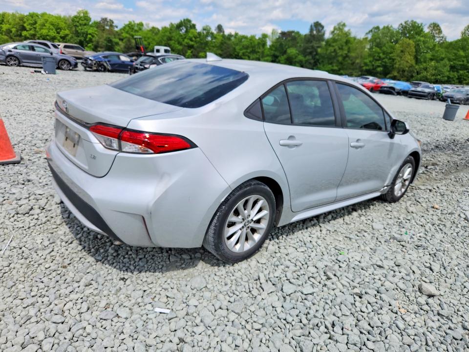 2022 Toyota VIN 5YFVPMAE3NP299550 COPART salvage auction — ROOF, Nc - Salvage Certificate Of Title, sold $6,600 on 2026-07-15 (photo 3)