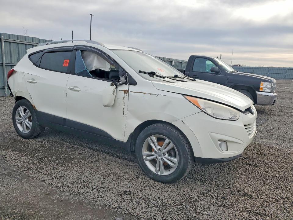 2011 Hyundai Tucson VIN KM8JU3AC3BU251542 COPART salvage auction — REAR END, On - Permit Salvage, sold $250 on 2026-07-14 (photo 4)