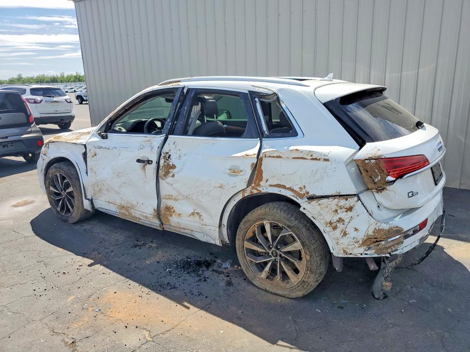 2021 Audi Q5 VIN WA1BAAFY2M2104356 COPART salvage auction — VANDALISM, CA - SALVAGE CERTIFICATE, sold $3,050 on 2026-07-13 (photo 2)