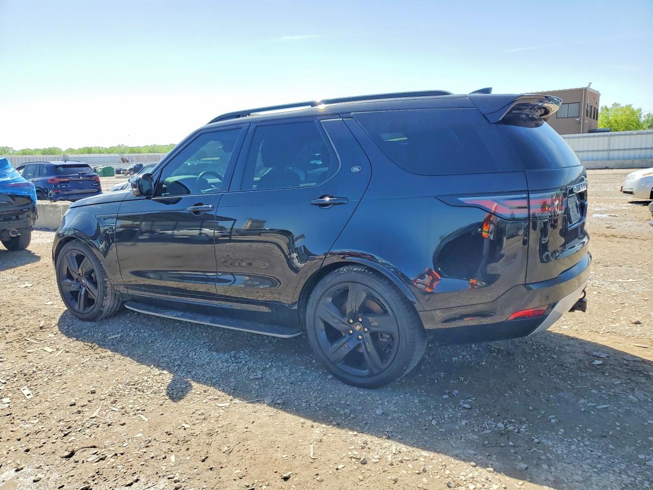 2024 Land Rover Discovery VIN SALRW4EU9R2493566 COPART salvage auction — Side, KS - CERT OF TITLE-SALVAGE, sold $30,750 on 2026-07-09 (photo 2)