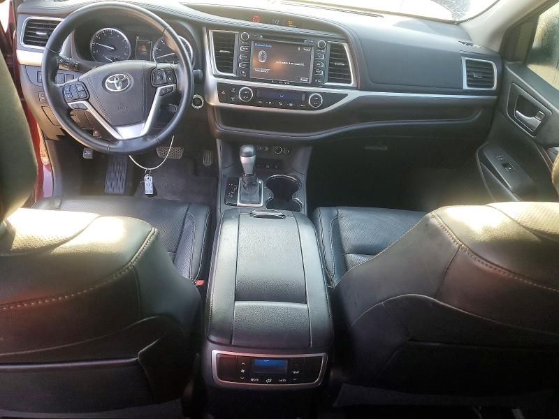 2018 Toyota Highlander VIN 5TDDZRFH3JS496550 COPART salvage auction — MINOR DENT/SCRATCHES, Ks - Cert Of Title-Salvage, sold $750 on 2026-07-21 (photo 8)