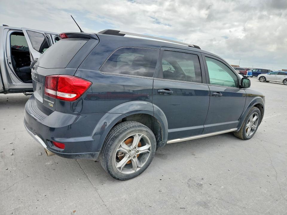 2017 Dodge Journey VIN 3C4PDCGGXHT626189 COPART salvage auction — NORMAL WEAR, Tx - Certificate Of Title, sold $875 on 2026-07-09 (photo 3)