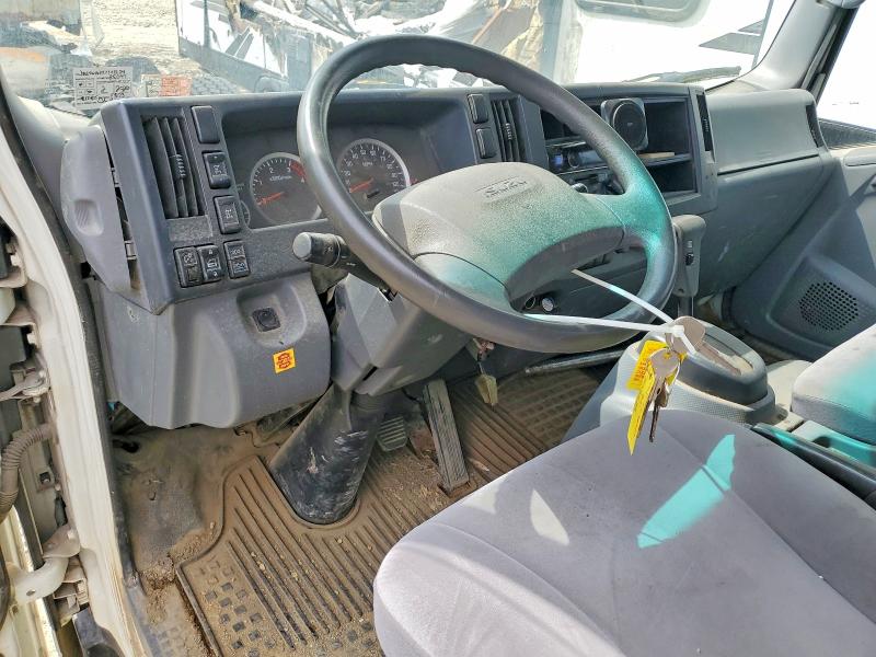 2017 Isuzu Nrr VIN JALE5W161H7302234 COPART salvage auction — MINOR DENT/SCRATCHES, PA - CERT OF TITLE, sold $3,150 on 2026-07-09 (photo 8)