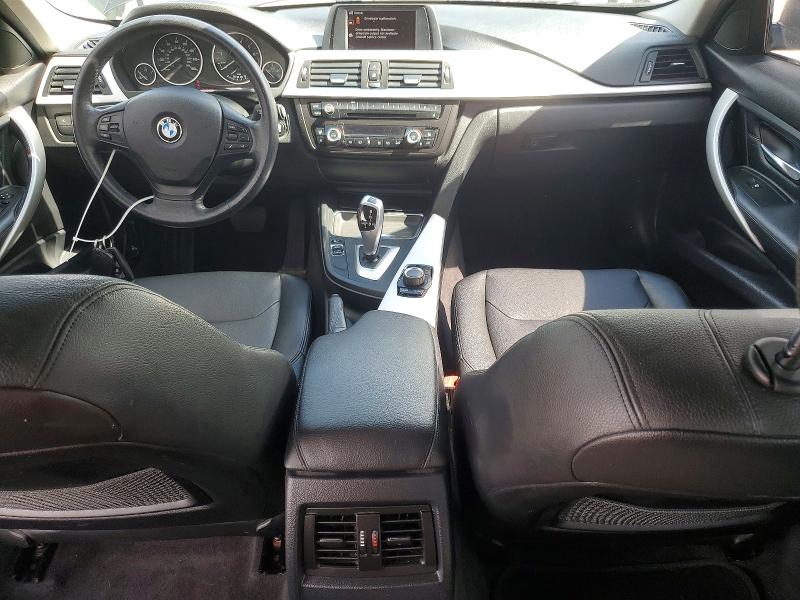 2013 BMW 3er VIN WBA3B3C58DF541961 COPART salvage auction — MINOR DENT/SCRATCHES, Ky - Certificate Of Title, sold $400 on 2026-07-20 (photo 8)