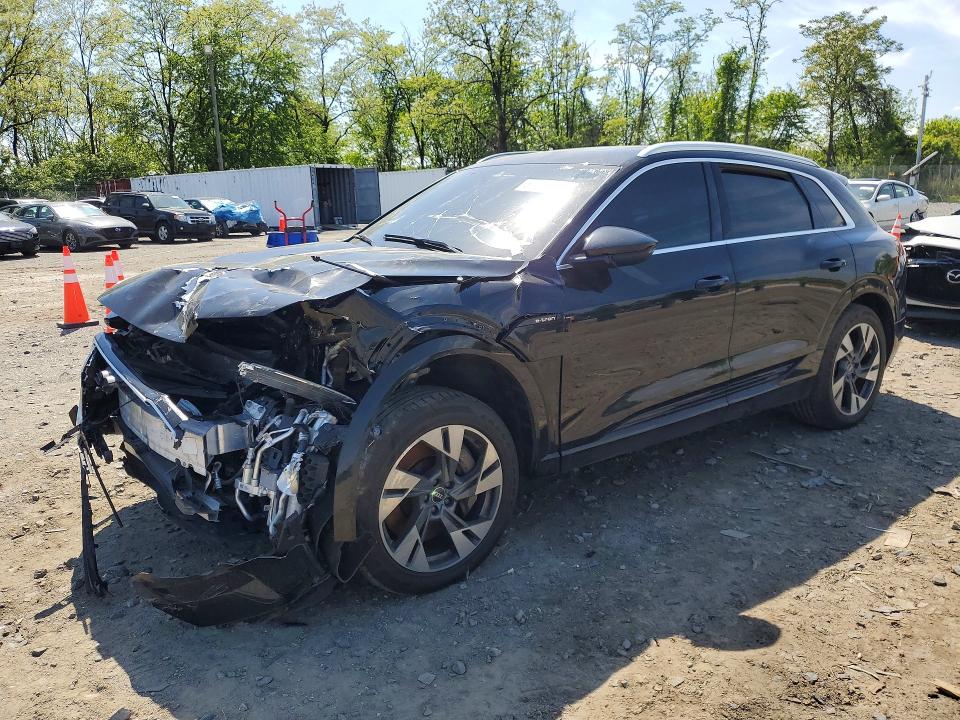 2021 Audi E-tron VIN WA1AAAGEXMB020642 COPART salvage auction — FRONT END, In - Certificate Of Title, sold $6,400 on 2026-07-02 (photo 1)