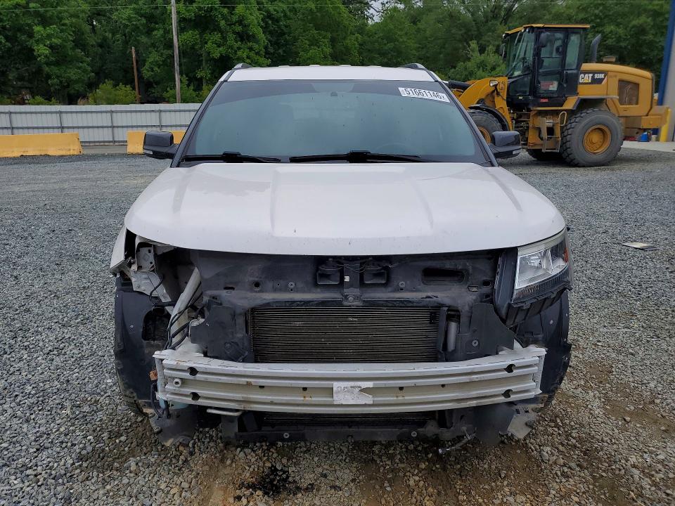 2017 Ford Explorer VIN 1FM5K7D81HGC76047 COPART salvage auction — FRONT END, Nc - Salvage Certificate Of Title, sold $4,200 on 2026-07-02 (photo 5)