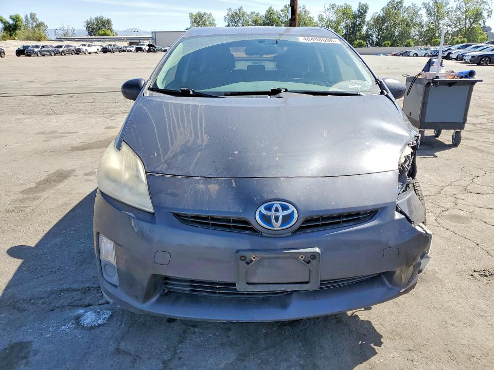 2011 Toyota Prius VIN JTDKN3DU2B1335637 COPART salvage auction — FRONT END, CA - SALVAGE CERTIFICATE, sold $500 on 2026-07-09 (photo 5)