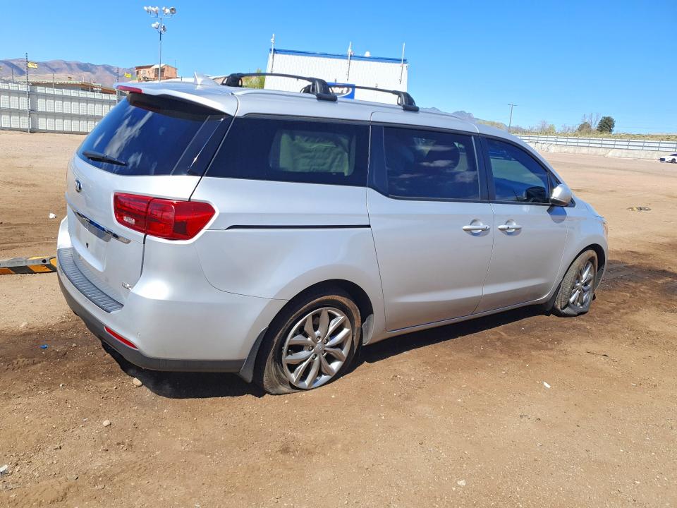 2020 Kia SEDONA VIN KNDMB5C10L6596810 COPART salvage auction — SIDE, Co - Salvage Title, sold $275 on 2026-07-27 (photo 3)