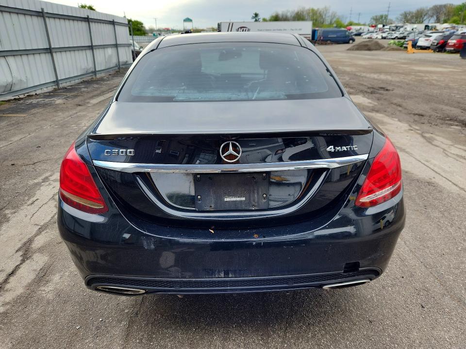 2015 Mercedes-benz C-klasse VIN 55SWF4KB7FU020639 COPART salvage auction — MINOR DENT/SCRATCHES, In - Certificate Of Title (P), sold $5,600 on 2026-07-09 (photo 6)
