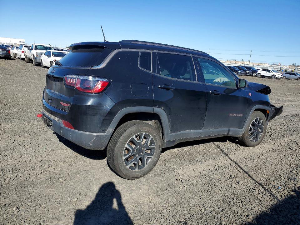 2021 Jeep Compass VIN 3C4NJDDB0MT599805 COPART salvage auction — FRONT END, Id - Certificate Of Title, sold $400 on 2026-07-09 (photo 3)