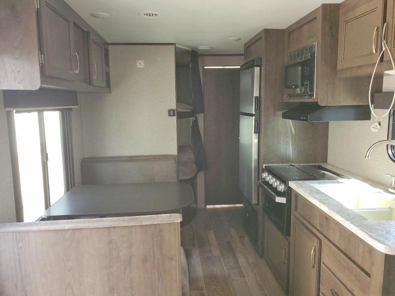 2021 Jay Trailers VIN 1UJBJ0BN5M17V0072 COPART salvage auction — HAIL, MN - CERT OF TITLE-SALVAGE, sold $3,850 on 2026-07-16 (photo 6)