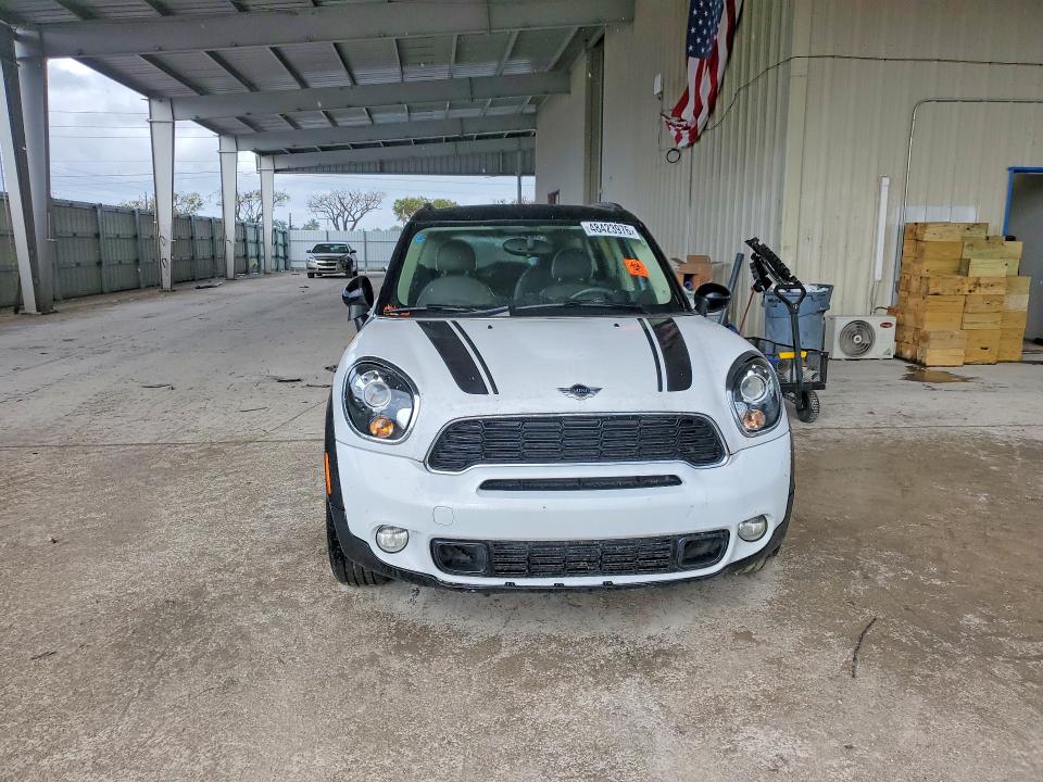 2012 Mini Cooper VIN WMWZC3C56CWL86560 COPART salvage auction — MINOR DENT/SCRATCHES, Fl - Cert Of Title-Slvg Rebld Flood, sold $2,450 on 2026-07-29 (photo 5)