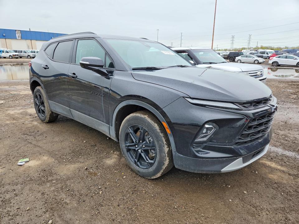 2024 Chevrolet Blazer VIN 3GNKBDRS3RS283621 COPART salvage auction — REAR END, Mi - Certificate Of Title, sold $11,600 on 2026-07-31 (photo 4)
