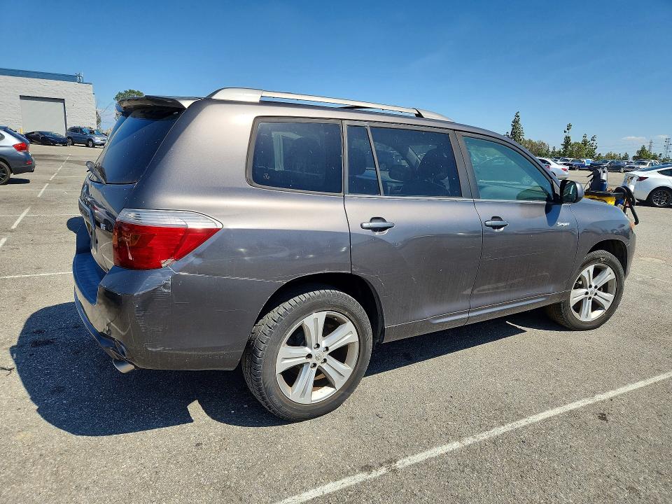 2008 Toyota Highlander VIN JTEDS43A882019978 COPART salvage auction — MINOR DENT/SCRATCHES, CA - DIS/DLR/EXP ONLY CLEAN TITLE, sold $1,550 on 2026-07-16 (photo 3)