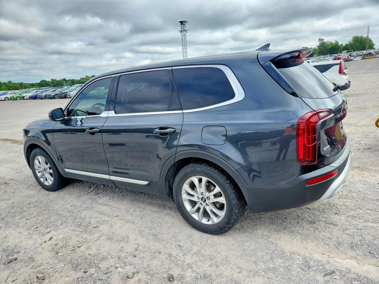 2021 Kia Telluride VIN 5XYP2DHC2MG183495 COPART salvage auction — Water/Flood, OK - CERT OF TITLE-SALVAGE FLOOD, sold $4,600 on 2026-07-02 (photo 2)