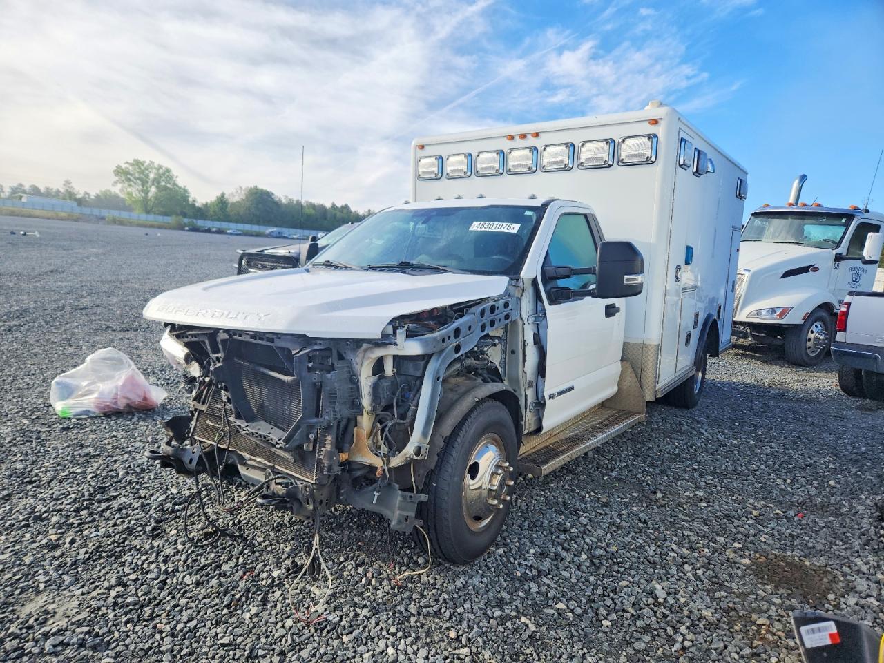 2020 Ford F-350 VIN 1FDRF3GT3LED78470 COPART salvage auction — Side, GA - CERT OF TITLE-SALVAGE, sold $3,450 on 2026-06-18 (photo 2)