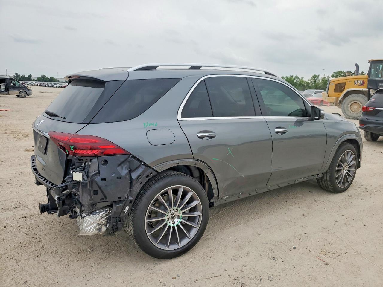 2025 Mercedes-Benz GLE-Class VIN 4JGFB4EBXSB494439 COPART salvage auction — Rear End, TX - SALVAGE VEHICLE TITLE, sold $32,500 on 2026-06-30 (photo 3)