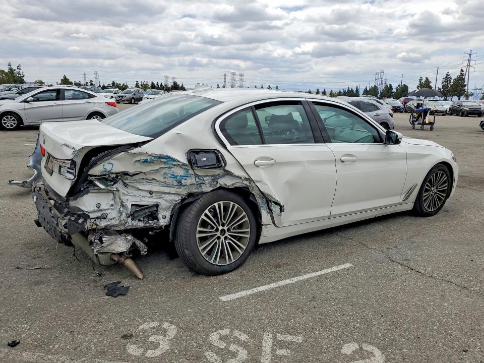 2019 BMW 5er VIN WBAJA5C5XKWW01080 COPART salvage auction — REAR END, Ca - Non-Repairable Vehicle Cert, sold $250 on 2026-07-30 (photo 3)