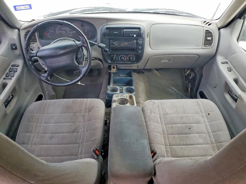 1996 Ford Explorer VIN 1FMDU32X3TZB36619 COPART salvage auction — UNDERCARRIAGE, Tx - Salvage Vehicle Title, sold $275 on 2026-07-02 (photo 8)