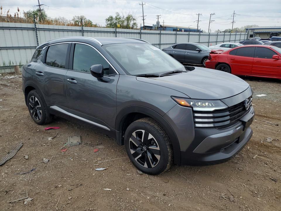2026 Nissan Kicks VIN 3N8AP6CB4TL326332 COPART salvage auction — REAR END, Il - Salvage Certificate, sold $9,300 on 2026-07-03 (photo 4)