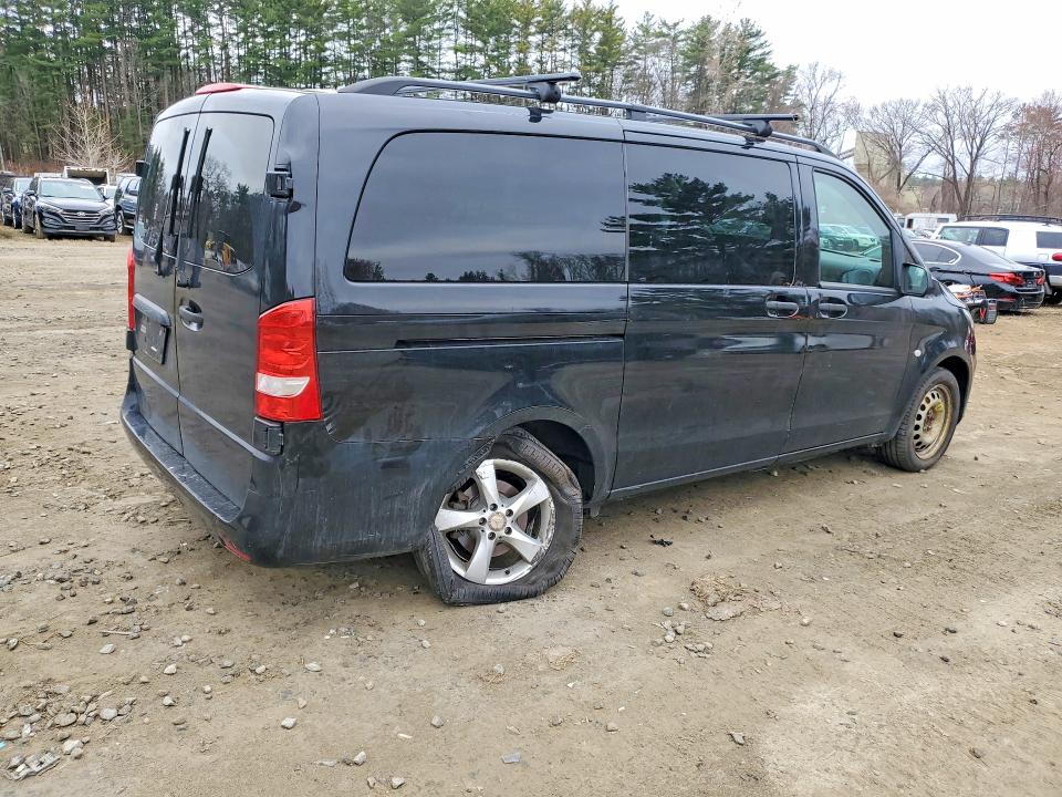 2018 Mercedes-benz Metris VIN WD4PG2EE5J3413919 COPART salvage auction — MINOR DENT/SCRATCHES, Id - Salvage Certificate Of Title, sold $3,450 on 2026-07-22 (photo 3)