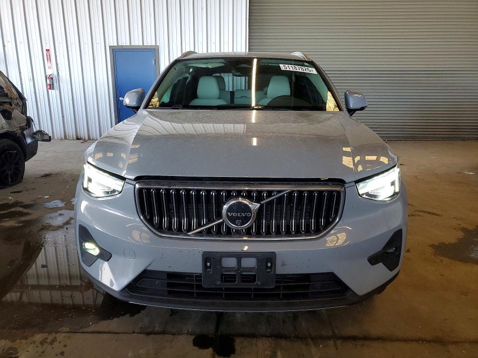 2025 Volvo Xc40 VIN YV4L12UE6S2531168 COPART salvage auction — REAR END, CA, sold $8,400 on 2026-07-23 (photo 5)