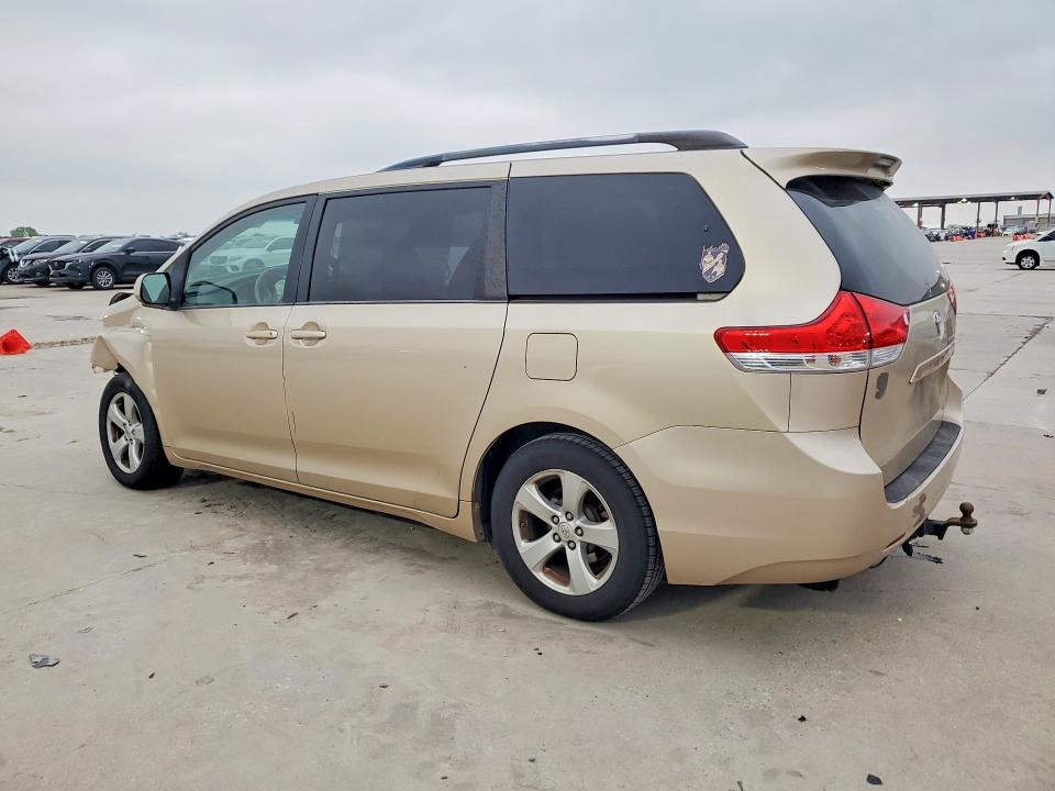 2013 Toyota Sienna VIN 5TDKK3DC2DS295386 COPART salvage auction — FRONT END, Tx - Salvage Vehicle Title, sold $1,450 on 2026-07-20 (photo 2)