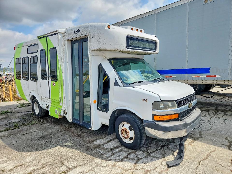 2013 Chevrolet Express 4500 VIN 1GB6G5BL7D1110641 COPART salvage auction — STRIPPED, Il - Certificate Of Title (P), sold $950 on 2026-07-08 (photo 4)