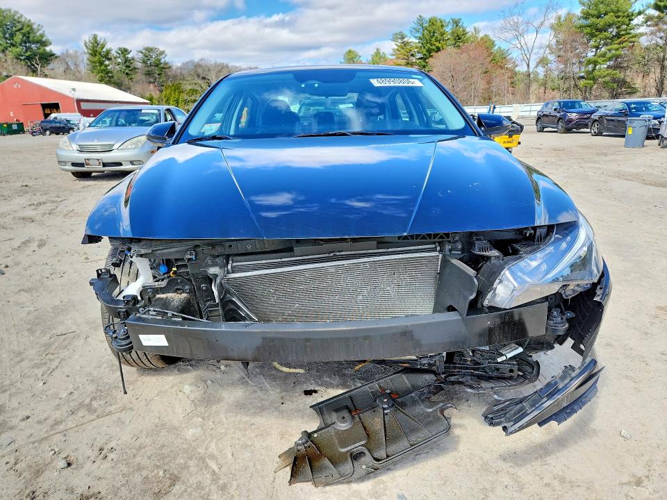 2021 Hyundai Elantra VIN 5NPLM4AG5MH008527 COPART salvage auction — FRONT END, MA - CERT OF TITLE-SALVAGE, sold $3,450 on 2026-07-30 (photo 5)