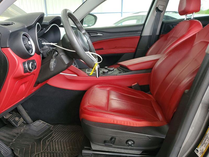 2019 Alfa romeo Stelvio VIN ZASPAJAN4K7C70457 COPART salvage auction — MINOR DENT/SCRATCHES, Va - Certificate Of Title (P), sold $6,200 on 2026-07-09 (photo 7)