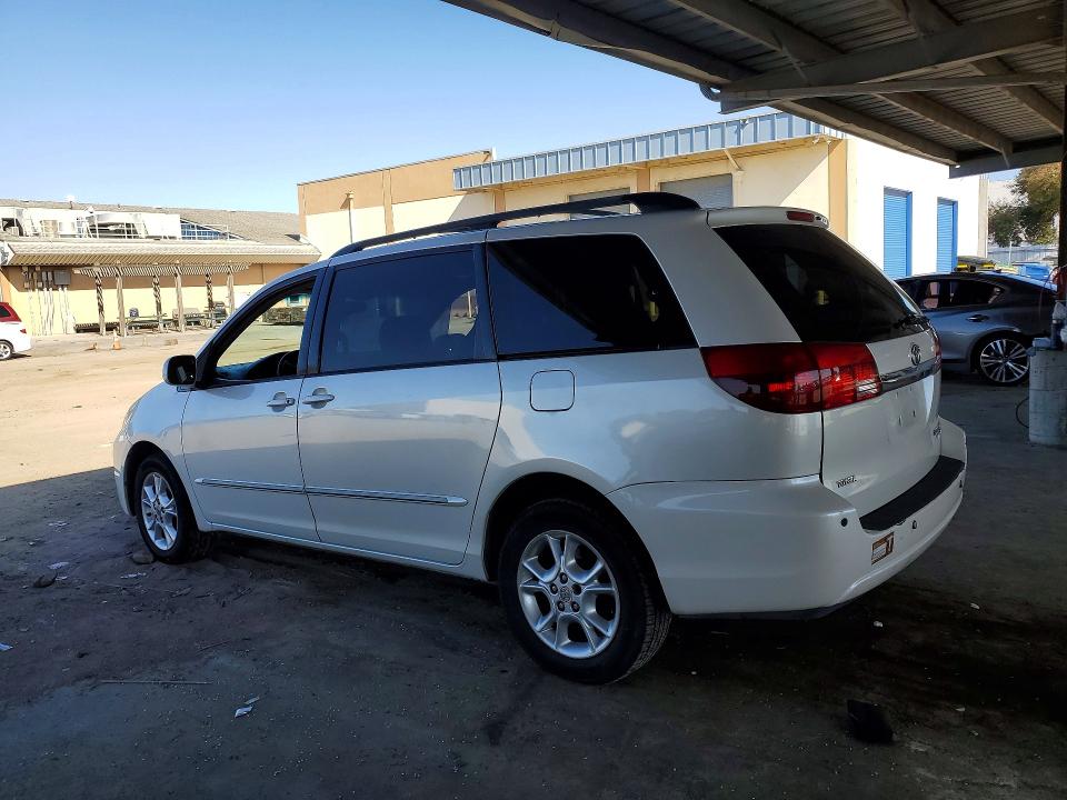 2005 Toyota Sienna VIN 5TDBA22C25S053232 COPART salvage auction — SIDE, CA - SALVAGE CERTIFICATE, sold $600 on 2026-07-07 (photo 2)