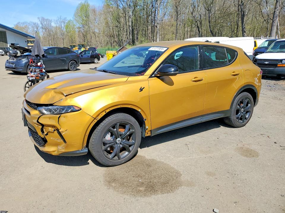 2024 Dodge Hornet VIN ZACPDFCW5R3A18031 COPART salvage auction — FRONT END, Ri - Certificate Of Title, sold $11,800 on 2026-07-27 (photo 1)