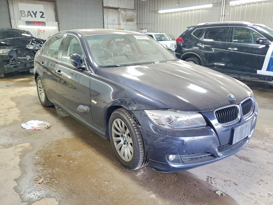 2009 BMW 3 series VIN WBAPH73599E127656 COPART salvage auction — FRONT END, Il - Salvage Certificate, sold $800 on 2026-07-16 (photo 4)